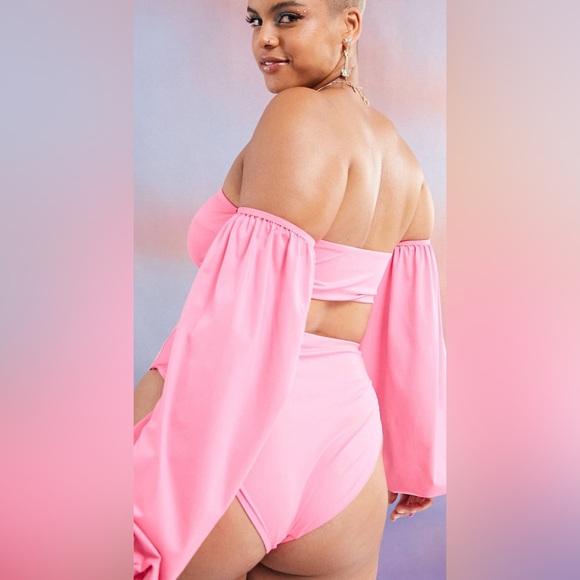 ASOS BATHING SUIT (TOP ONLY) - Picture 4 of 4